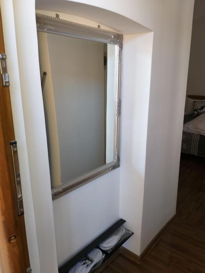 Sara House Leilighet Bistriţa Eksteriør bilde